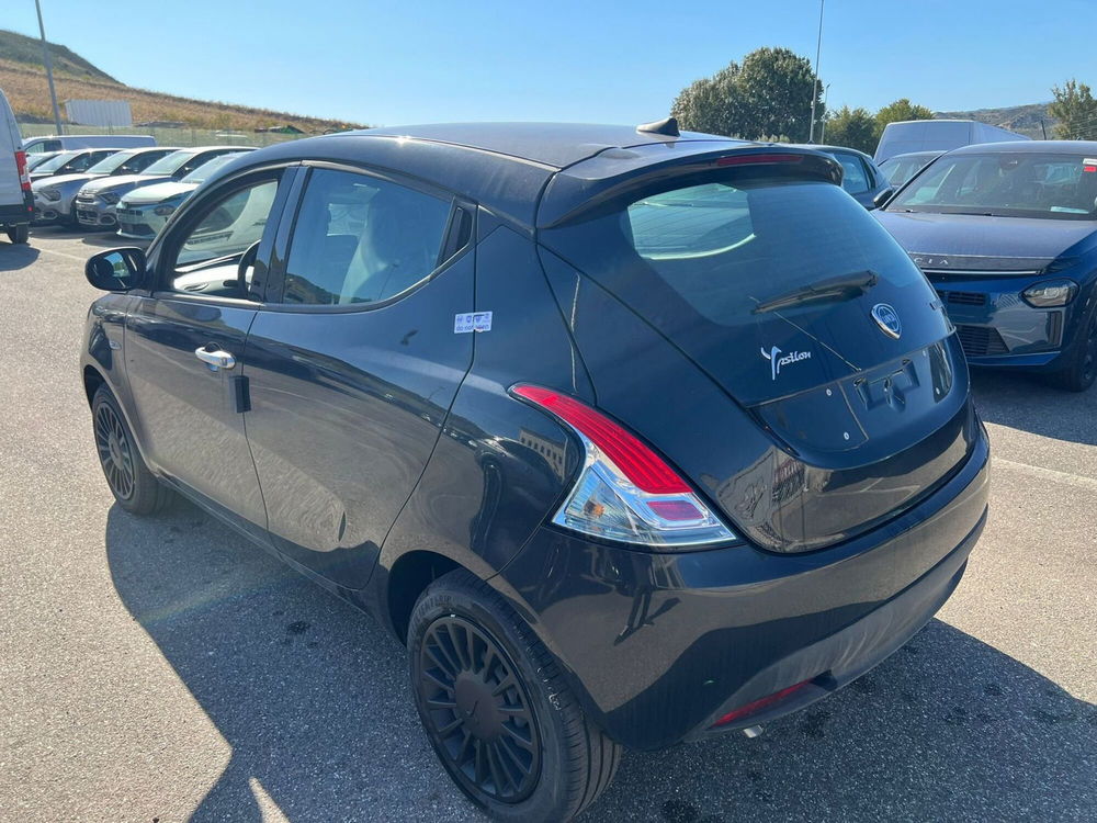 Lancia Ypsilon nuova a Catanzaro (3)