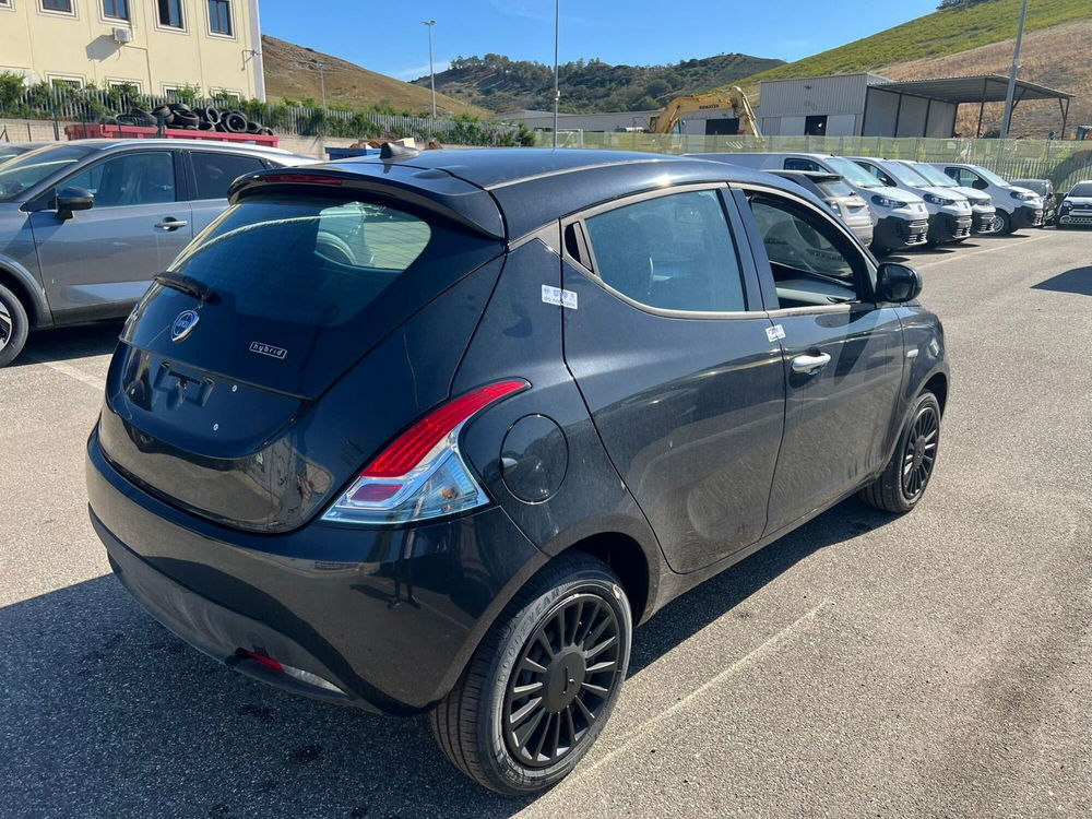 Lancia Ypsilon nuova a Catanzaro (4)