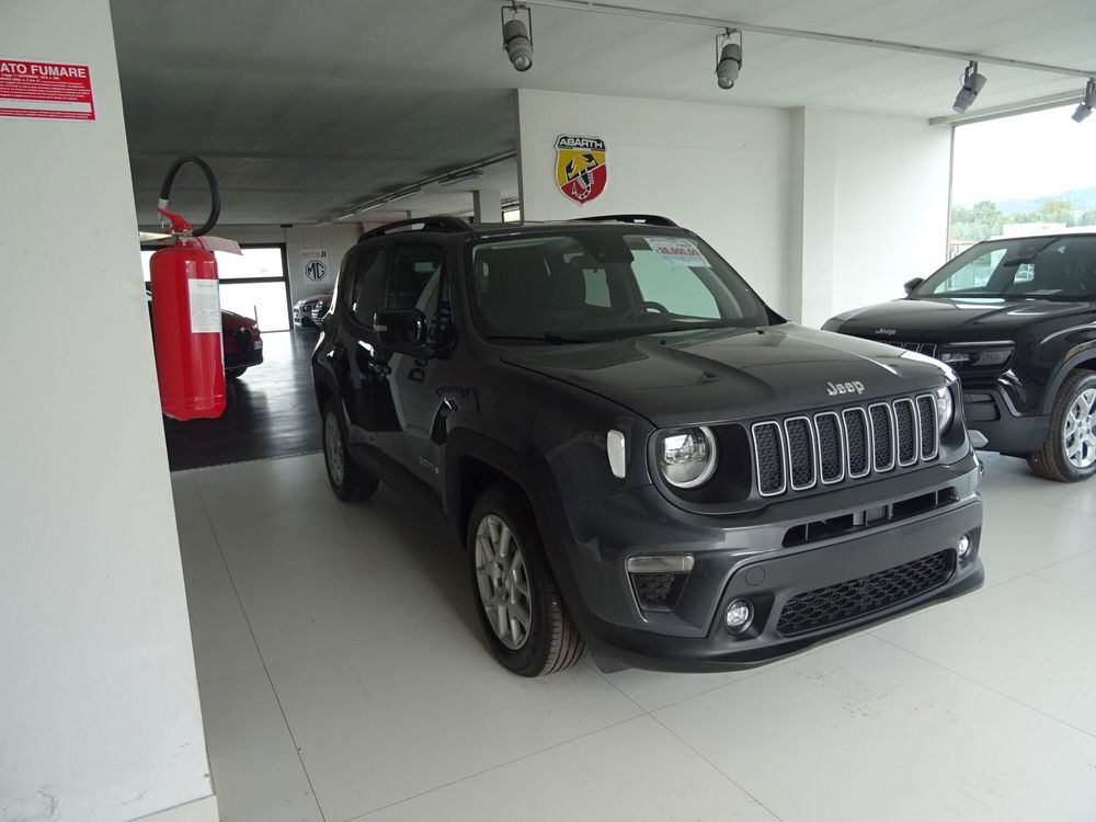 Jeep Renegade nuova a Lucca (5)