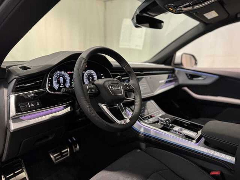 Audi Q8 nuova a Genova (10)