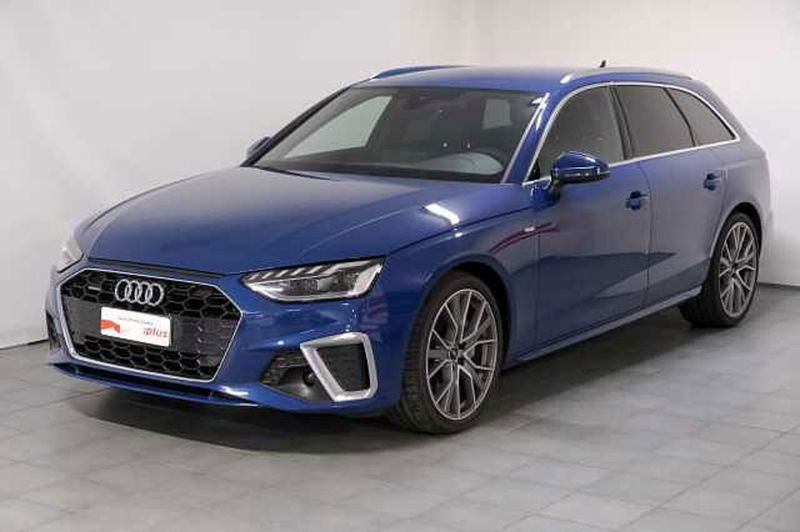 Audi A4 Avant 40 TDI quattro S tronic S line edition  del 2023 usata a Pianopoli