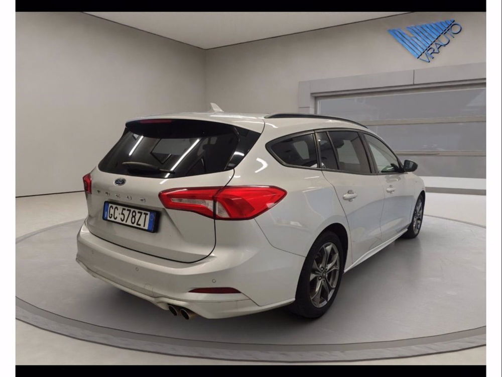 Ford Focus Station Wagon usata a Catania (9)