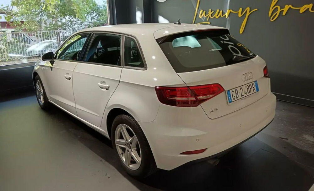 Audi A3 Sportback usata a Napoli (3)