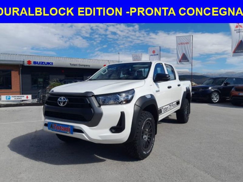 Toyota Hilux 2.D-4D 4WD porte Double Cab Comfort  nuova a L&#039;Aquila