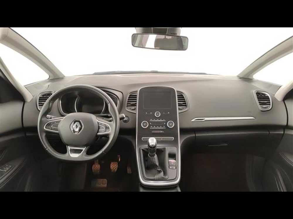 Renault Scenic E-Tech Electric usata a Milano (11)