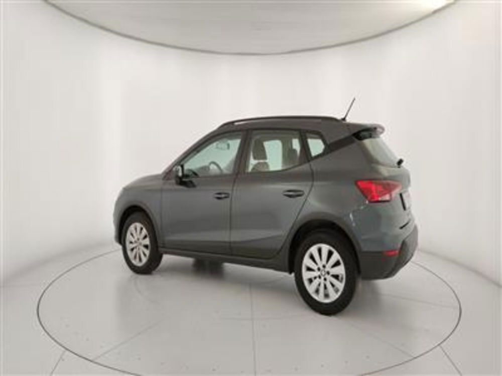 SEAT Arona usata a Bari (4)