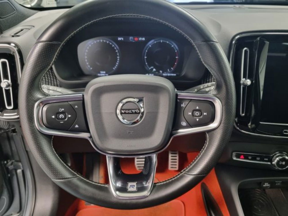 Volvo XC40 usata a Brescia (13)