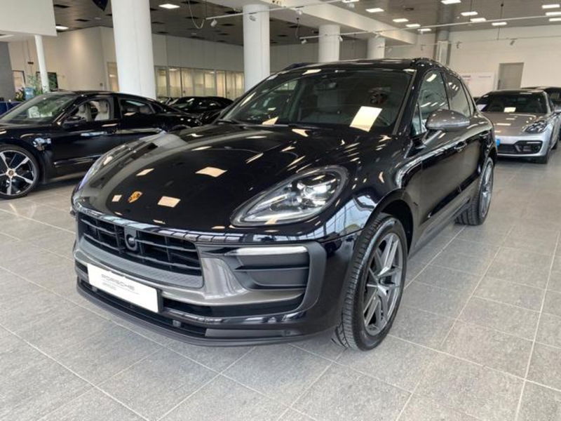 Porsche Macan 2.0 T 265cv pdk del 2023 usata a Livorno