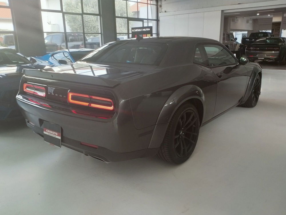 Dodge Challenger nuova a Monza e Brianza (5)