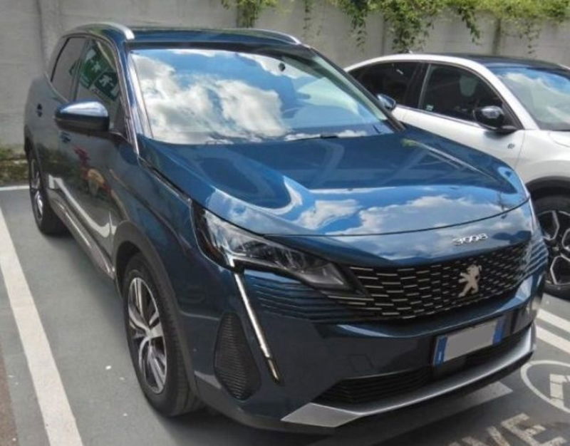 Peugeot 3008 BlueHDi 130 S&amp;S EAT8 Allure Pack  del 2021 usata a Pont Saint Martin