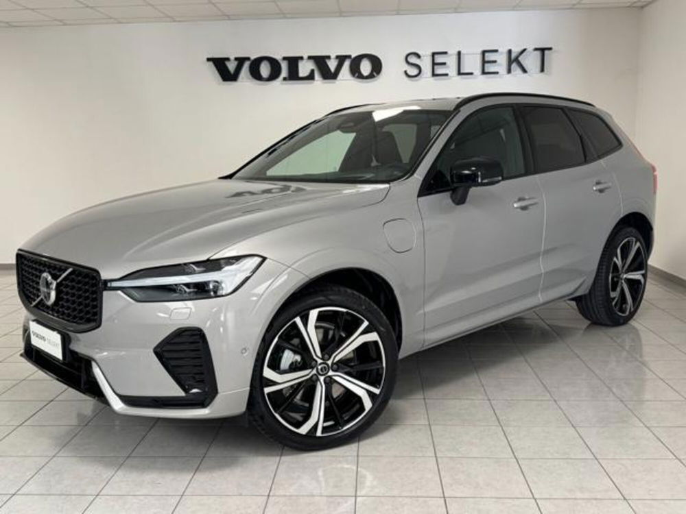 Volvo XC60 nuova a Como