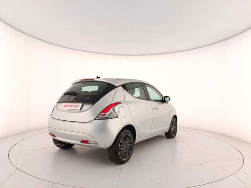 Lancia Ypsilon usata a Treviso (6)