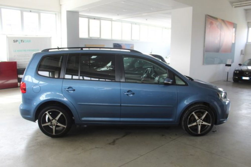 Volkswagen Touran usata a Terni (6)