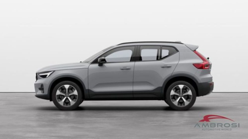 Volvo XC40 nuova a Perugia (2)