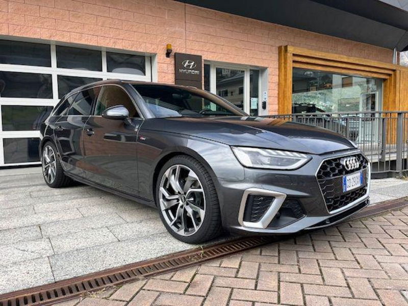 Audi A4 Avant 35 TDI/163 CV S tronic S line edition  del 2021 usata a Montecrestese