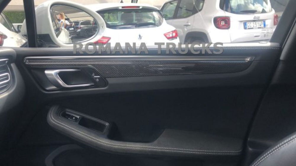 Porsche Macan usata a Roma (8)