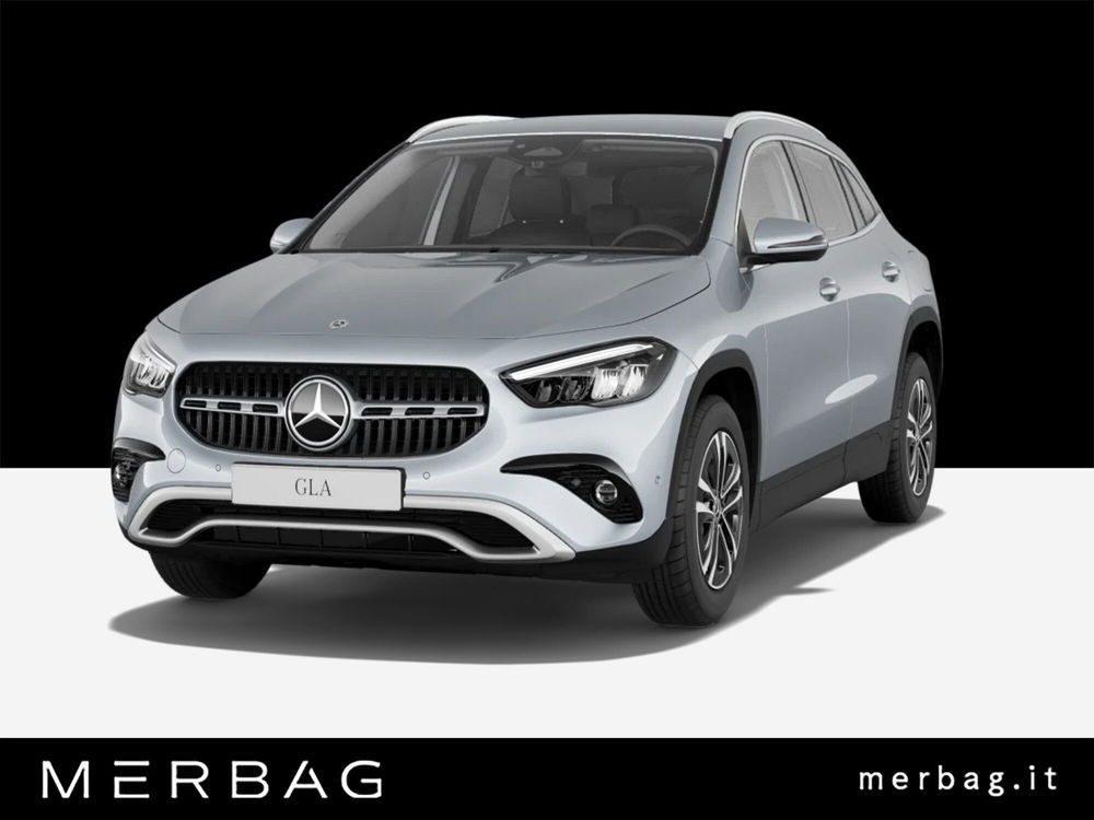 Mercedes-Benz GLA SUV nuova a Milano