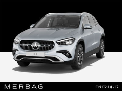 Mercedes-Benz GLA SUV 180 Advanced auto nuova a Milano