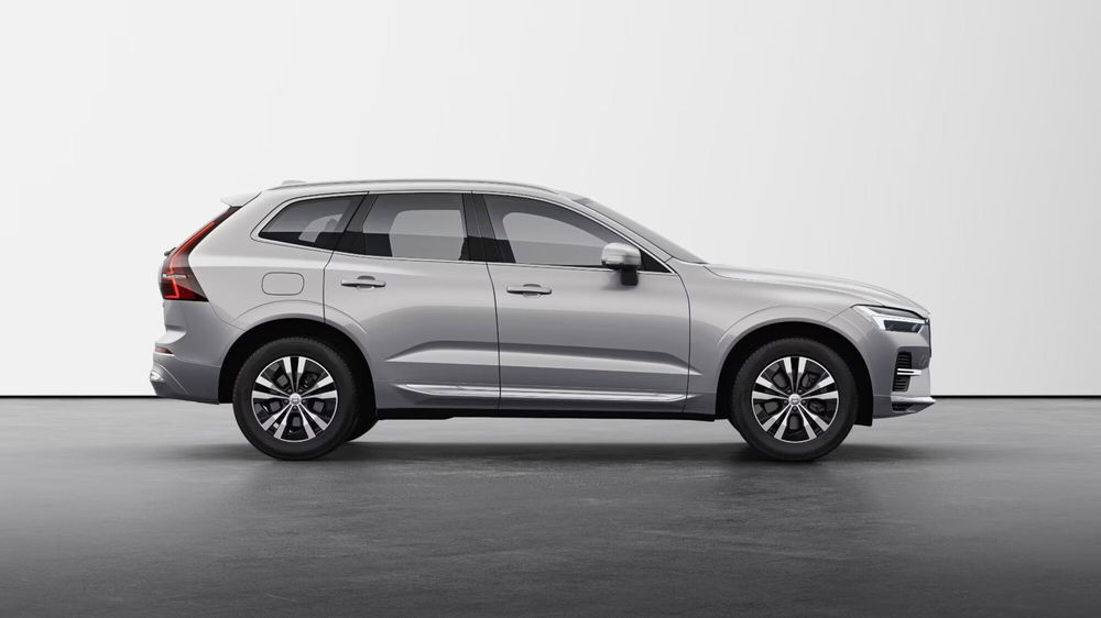 Volvo XC60 nuova a Como (4)