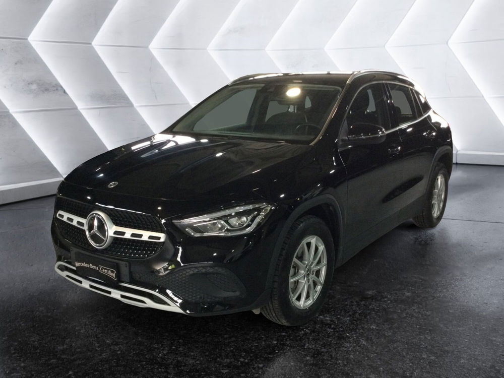 Mercedes-Benz GLA SUV usata a Caserta