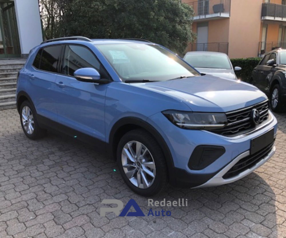 Volkswagen T-Cross nuova a Lecco (3)