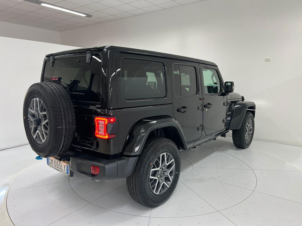 Jeep Wrangler Unlimited nuova a Catanzaro (3)