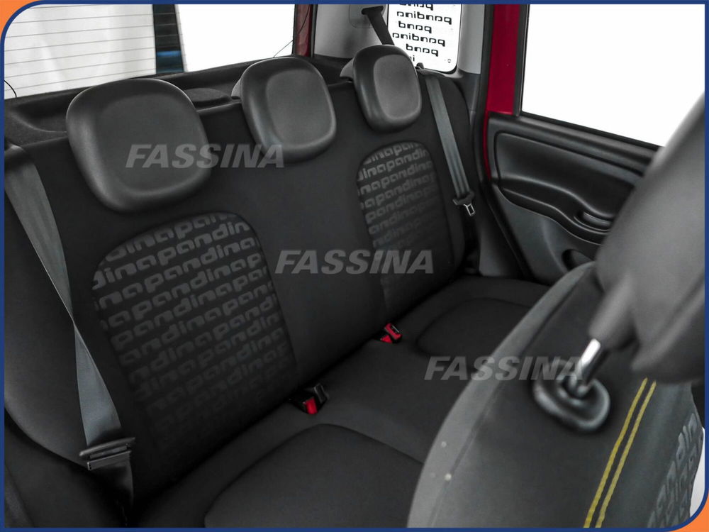 Fiat Panda Cross nuova a Milano (12)