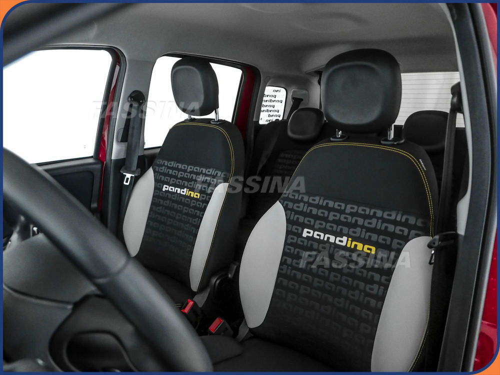 Fiat Panda Cross nuova a Milano (8)