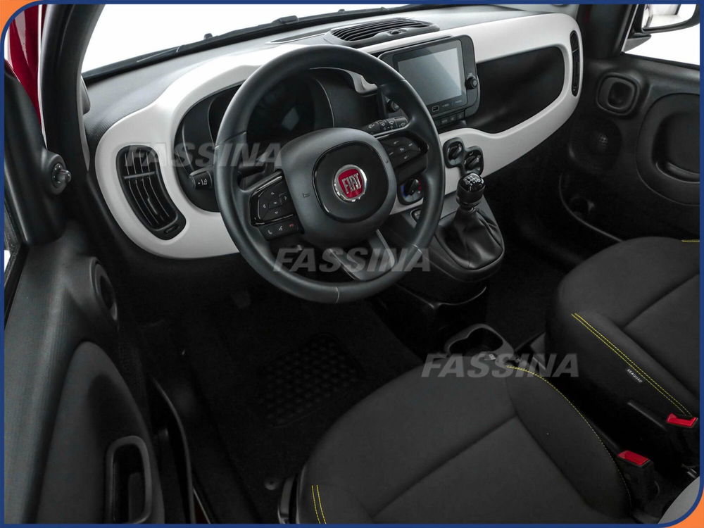 Fiat Panda Cross nuova a Milano (9)