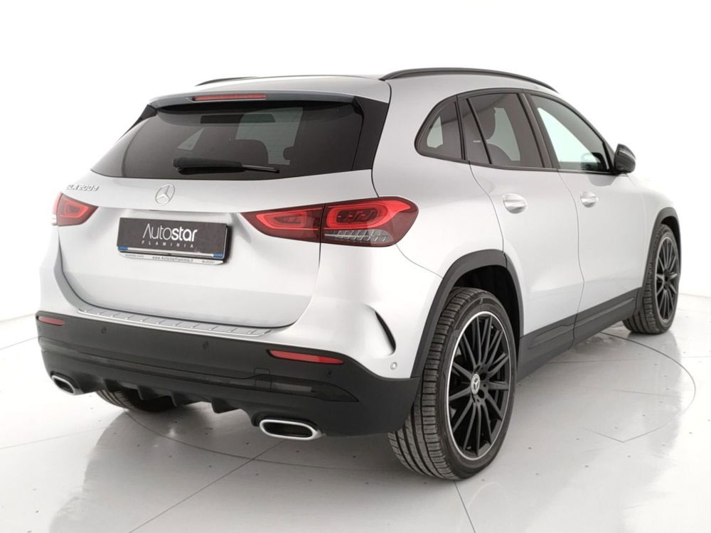 Mercedes-Benz GLA SUV usata a Roma (2)