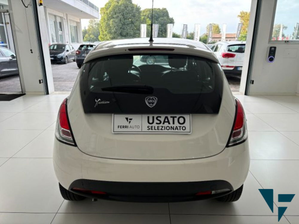 Lancia Ypsilon usata a Treviso (5)