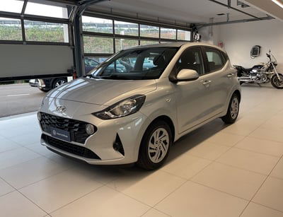 Hyundai i10 1.0 MPI Connectline del 2023 usata a Salerno