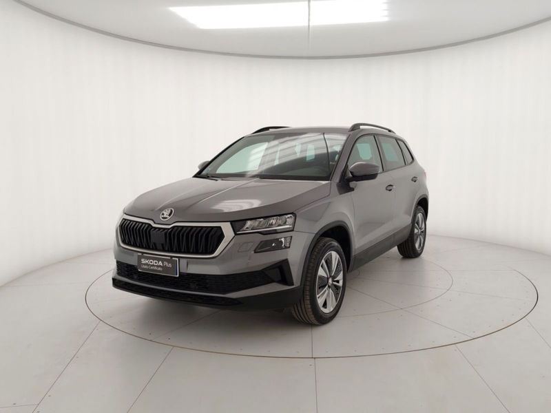 Skoda Karoq 1.0 TSI 110 CV Ambition  del 2023 usata a Massa