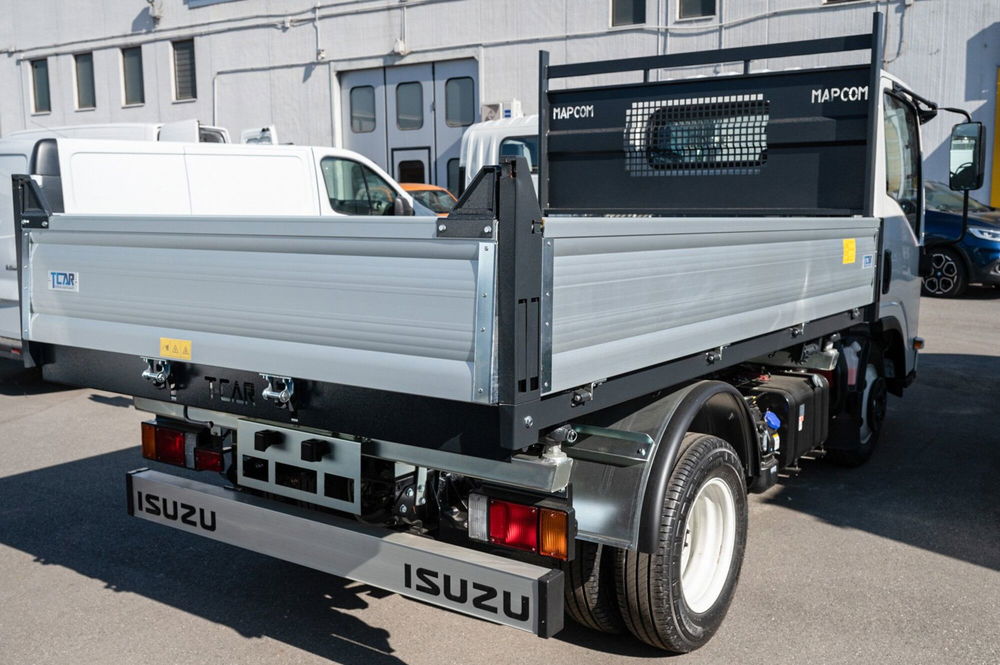 Isuzu M21 nuova a Torino (5)