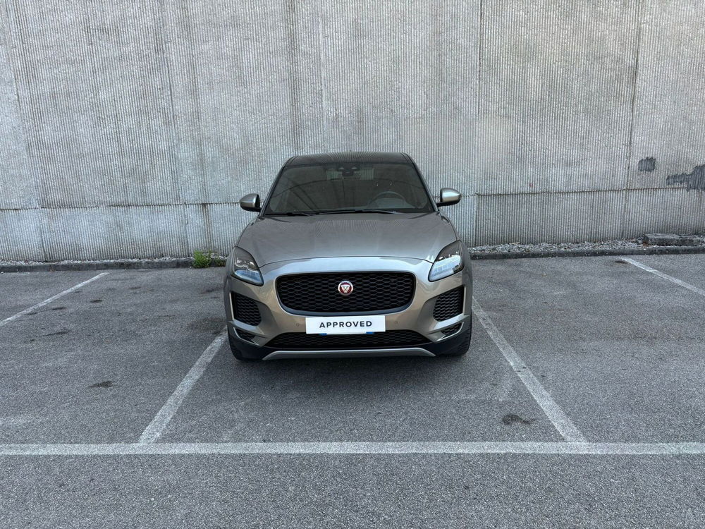 Jaguar E-Pace usata a Salerno (8)