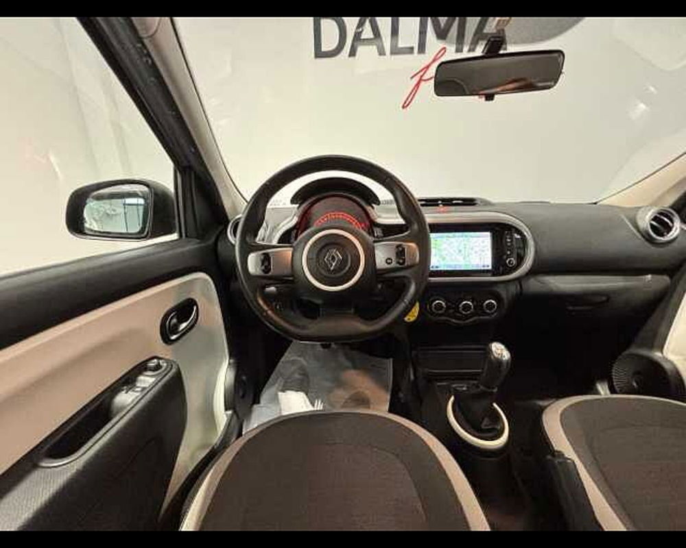 Renault Twingo usata a Milano (10)