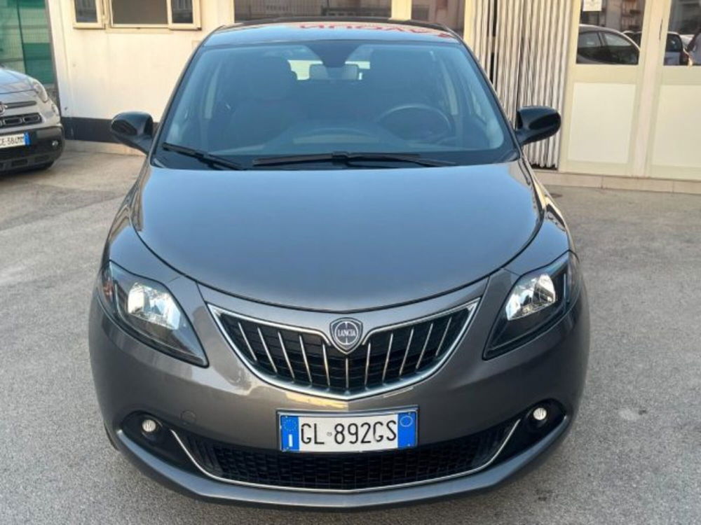 Lancia Ypsilon usata a Trapani (2)