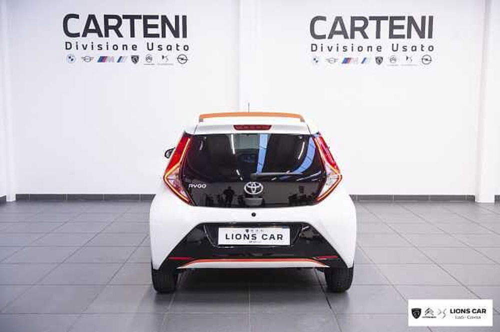 Toyota Aygo usata a Lodi (5)