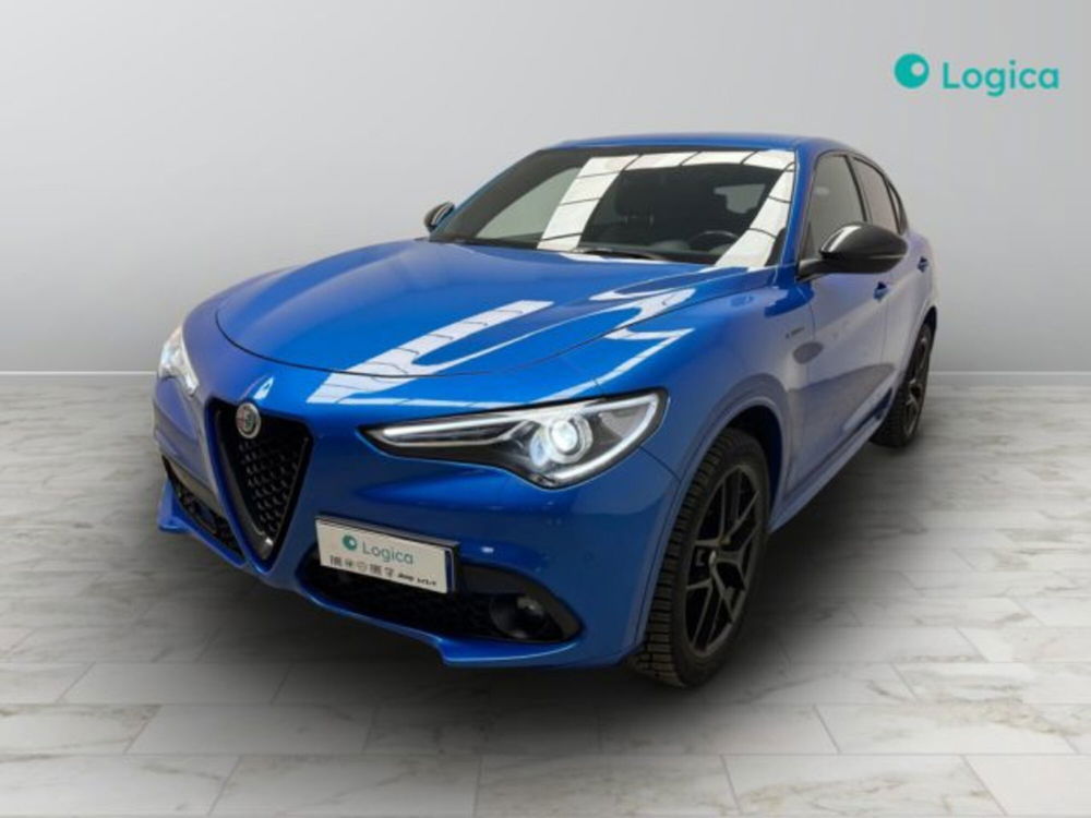 Alfa Romeo Stelvio usata a Biella (5)