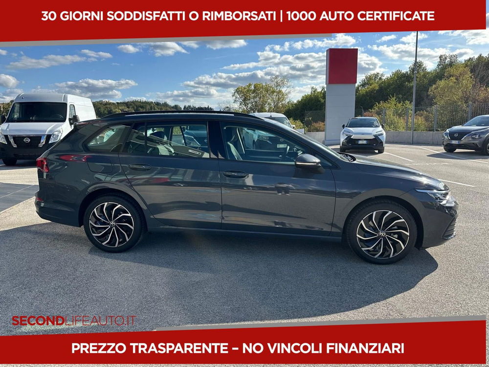 Volkswagen Golf Variant nuova a Campobasso (8)