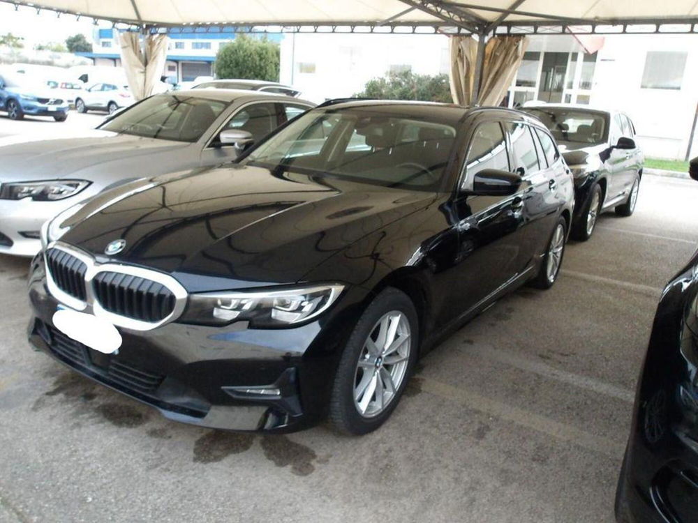 BMW Serie 3 Touring usata a Lecce