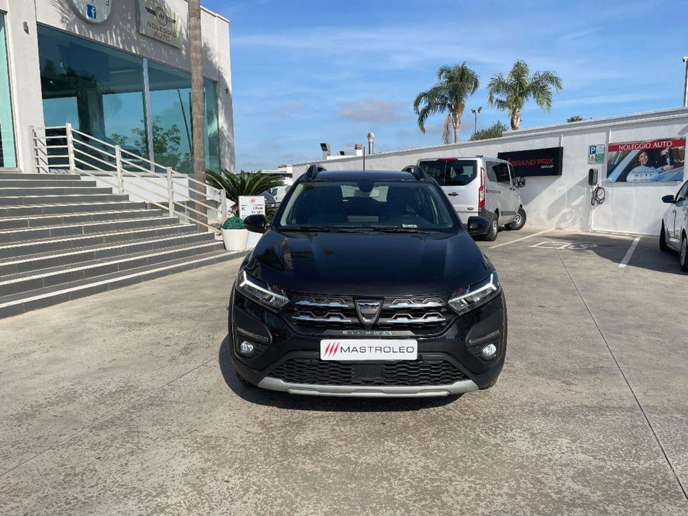 Dacia Sandero usata a Lecce (5)