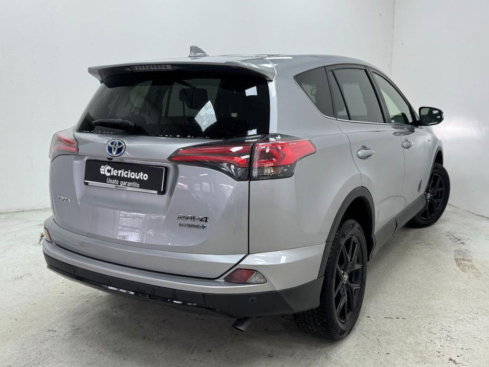 Toyota Rav4 usata a Como (2)