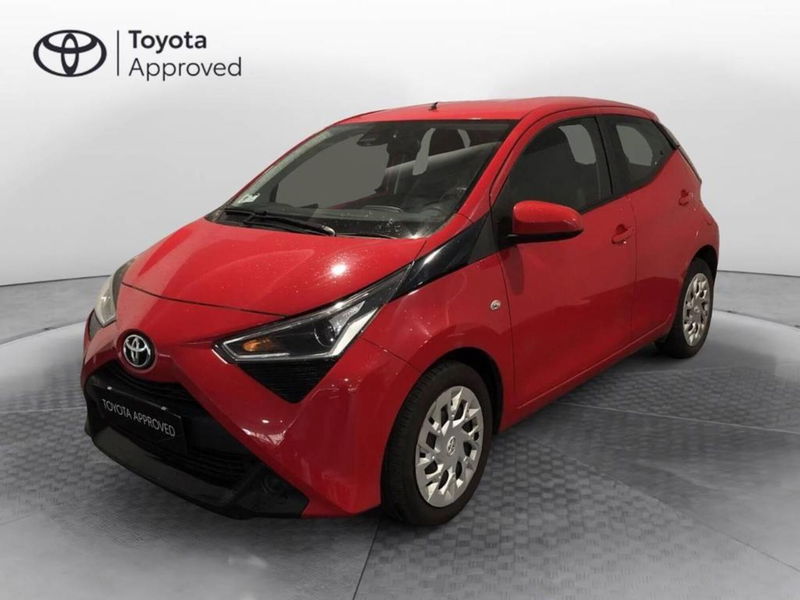 Toyota Aygo 1.0 VVT-i 72 CV 5 porte x-cool MMT  del 2018 usata a Torino