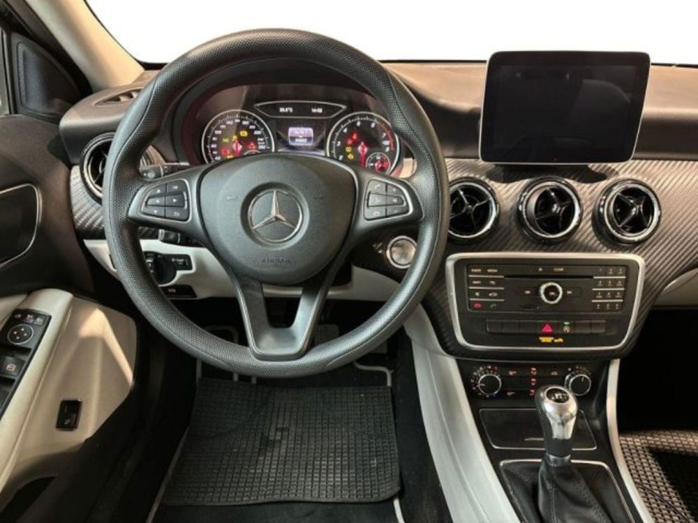 Mercedes-Benz GLA SUV usata a Bologna (11)