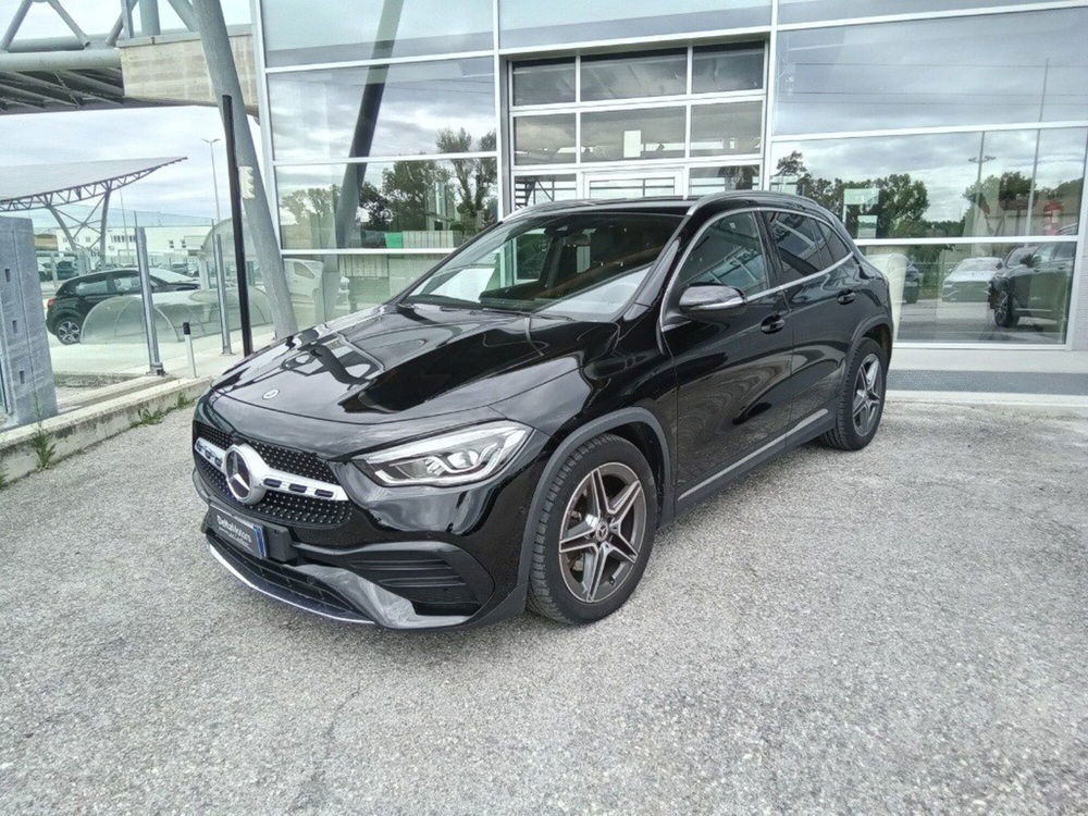 Mercedes-Benz GLA SUV usata a Macerata