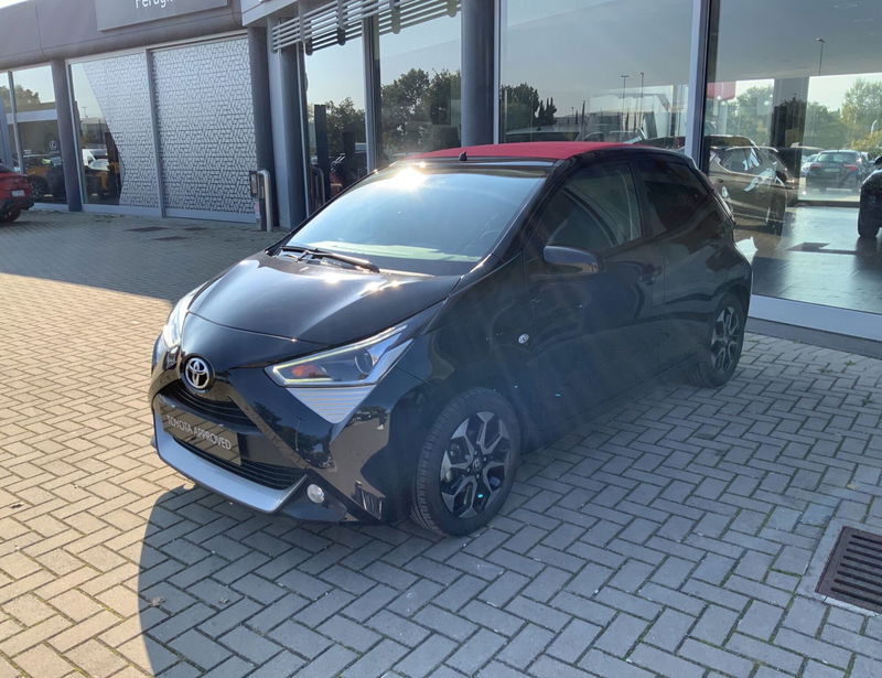 Toyota Aygo Connect 1.0 VVT-i 72 CV 5 porte x-wave del 2020 usata a Perugia