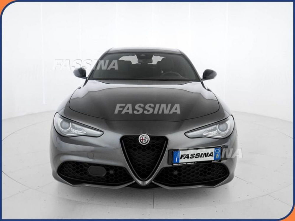 Alfa Romeo Giulia usata a Milano (2)