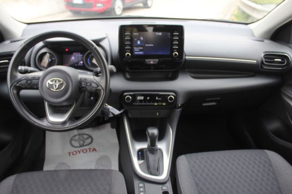 Toyota Yaris Cross usata a Roma (9)