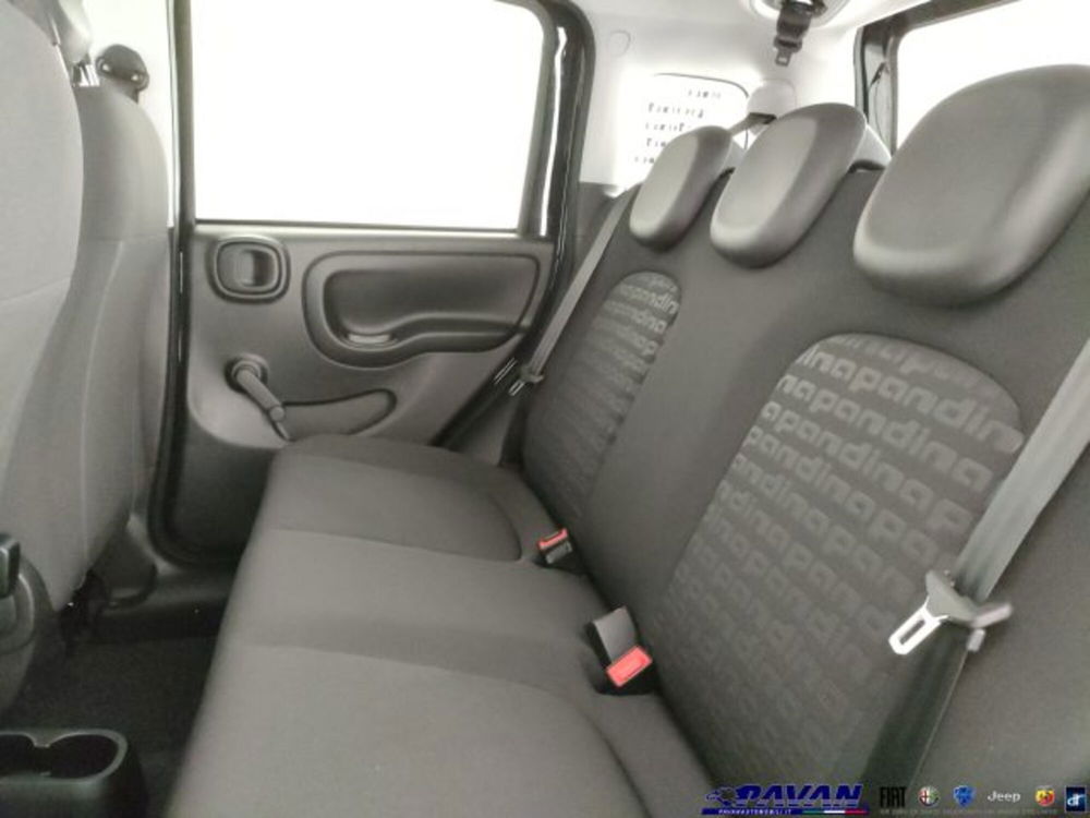 Fiat Panda Cross nuova a Padova (11)